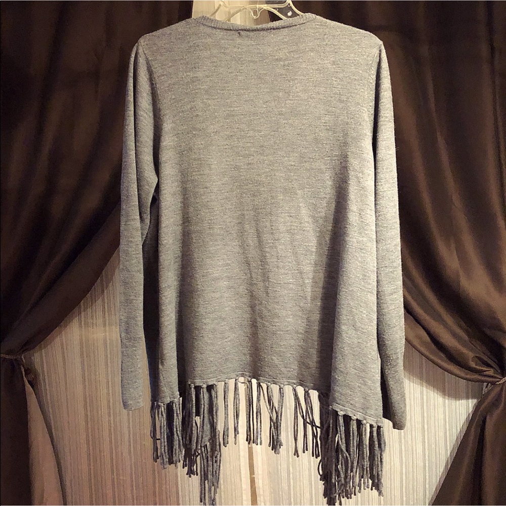 Sweater - Picture 2 of 3